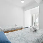 Hauzify I Riera Apartamento *