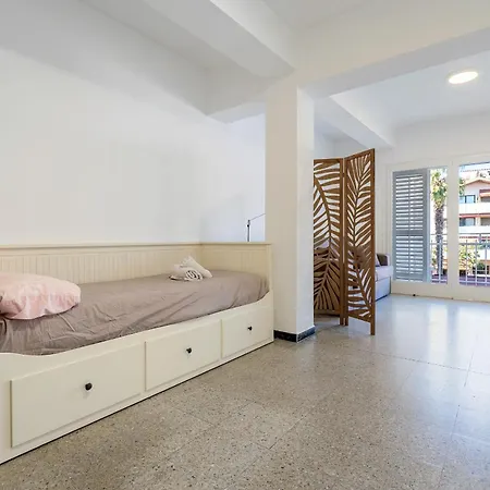 Hauzify I Riera Lägenhet